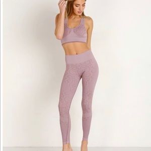 Varley Quincy tight deauville snake leggings